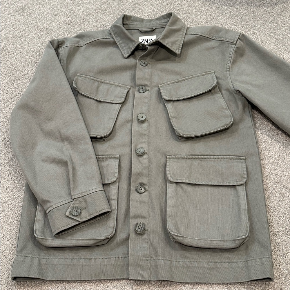 Zara Women’s Oversized Sage Green Button Down Jacket Size S